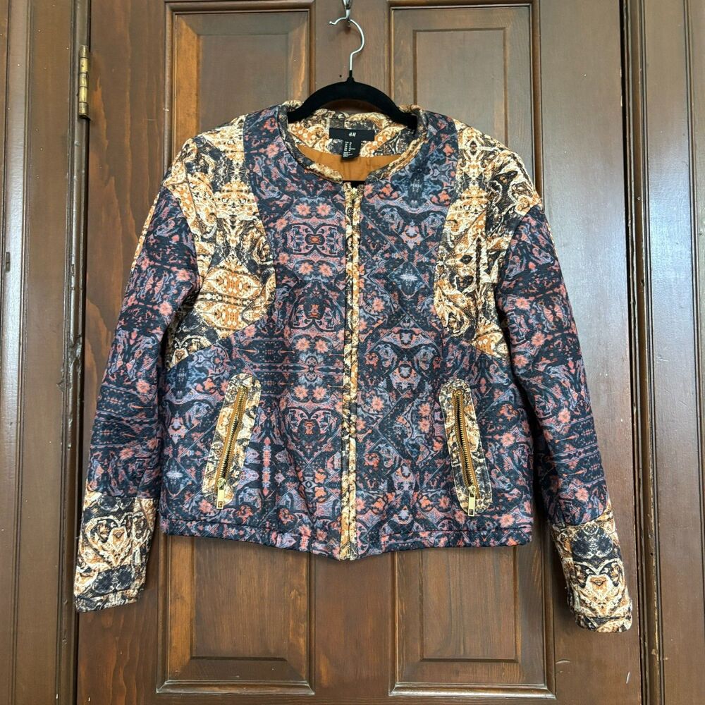 H&M Quilted Jacket Tapestry Paisley Print Boho Zip Collarless Size 10/EUR 40